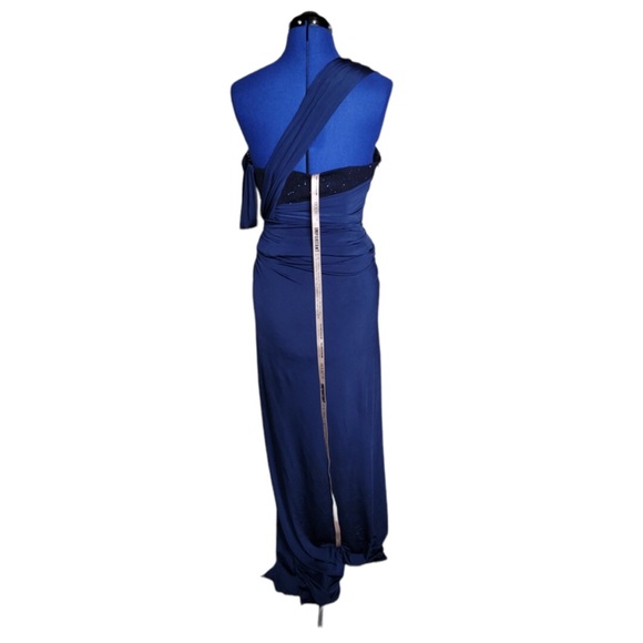 (W) Blue Gown From House of Cb - Picture 6 of 13